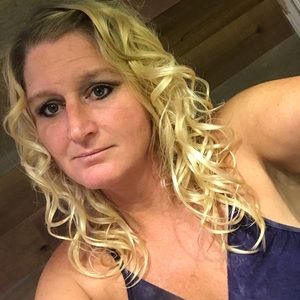 Meet your Posher, Katina